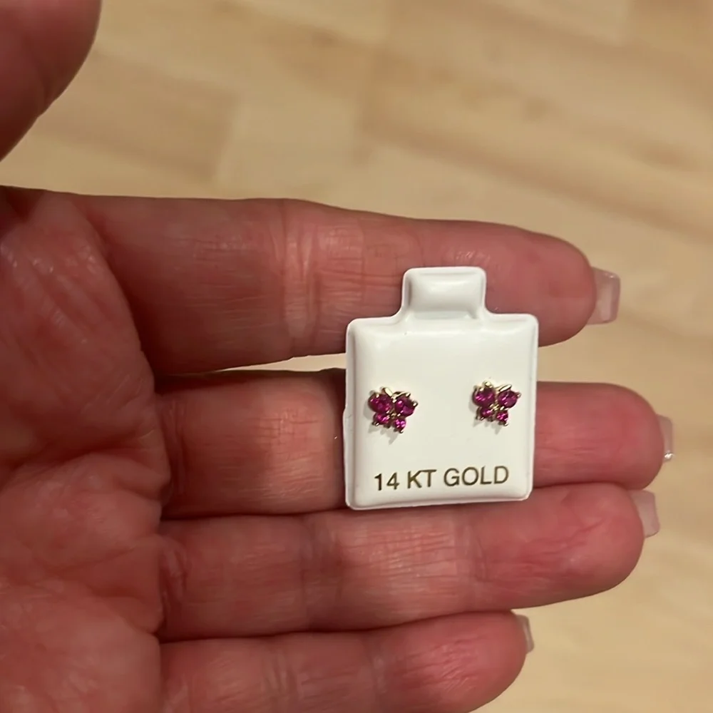 New 14k solid yellow Gold Butterfly Pink CZ Earrings